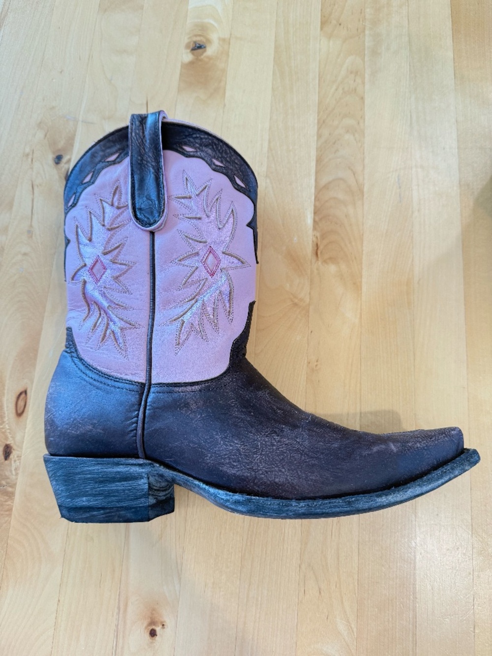 Old Gringo cowboy boots